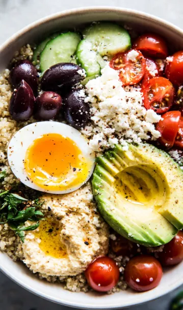 Mediterranean Breakfast Bowl: A Fresh and Healthy Start to Your Day
